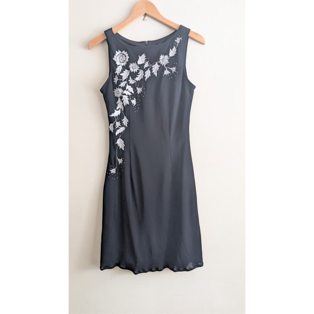 JS Boutique Black Sleeveless Dress 4 Silver Floral Embroidery Evening Cocktail